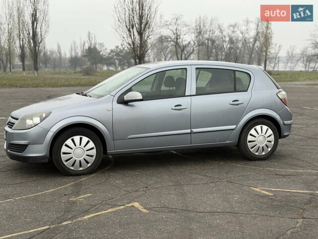 Сірий Опель Астра, об'ємом двигуна 1.36 л та пробігом 270 тис. км за 4800 $, фото 4 на Automoto.ua