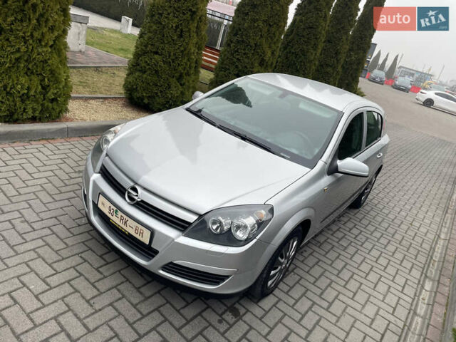 Серый Опель Астра, объемом двигателя 1.6 л и пробегом 214 тыс. км за 5650 $, фото 12 на Automoto.ua