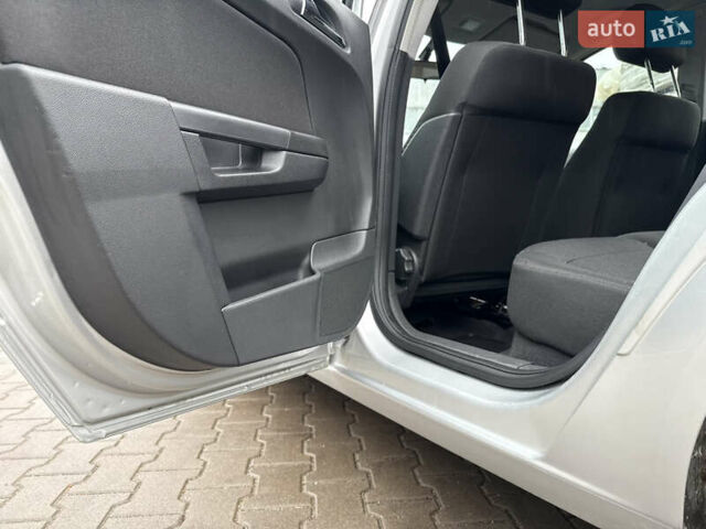 Серый Опель Астра, объемом двигателя 1.6 л и пробегом 168 тыс. км за 5100 $, фото 35 на Automoto.ua