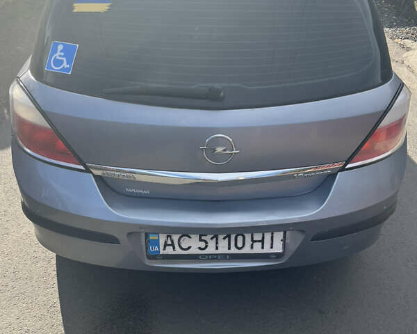 Серый Опель Астра, объемом двигателя 1.6 л и пробегом 260 тыс. км за 4400 $, фото 7 на Automoto.ua
