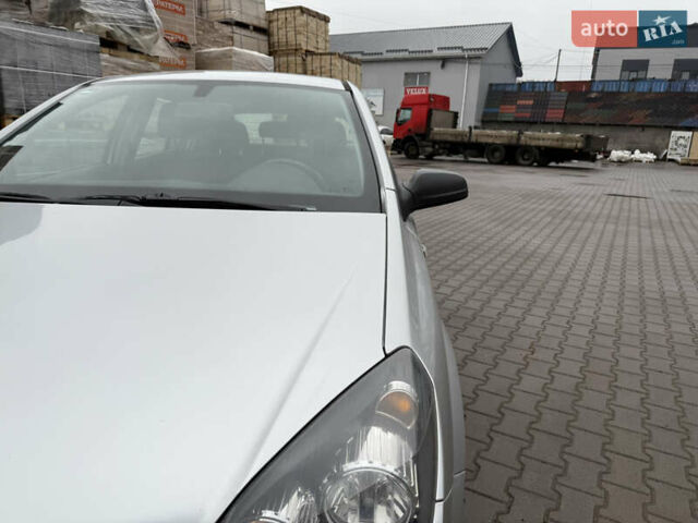 Серый Опель Астра, объемом двигателя 1.6 л и пробегом 168 тыс. км за 5100 $, фото 6 на Automoto.ua