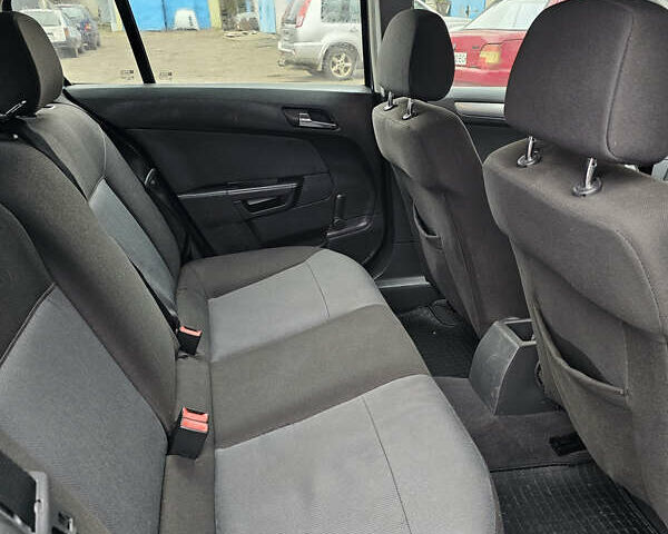 Сірий Опель Астра, об'ємом двигуна 1.36 л та пробігом 271 тис. км за 3000 $, фото 5 на Automoto.ua