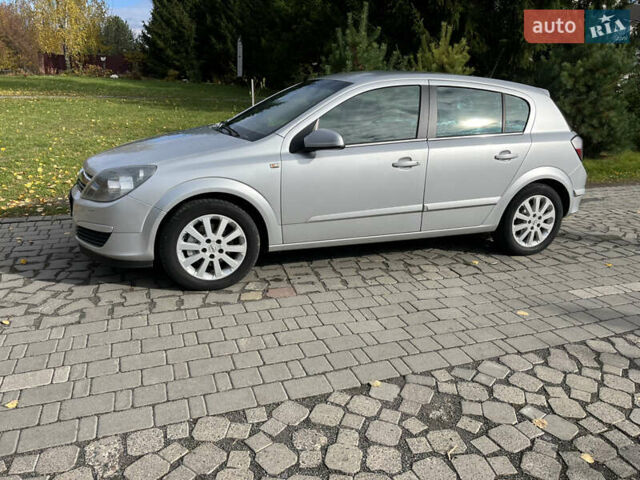 Опель Астра 2004 в Луцке на Automoto.ua Серый Опель Астра, объемом двигателя 1.8 л и пробегом 174 тыс. км за 5150 $, фото 13 на Automoto.ua