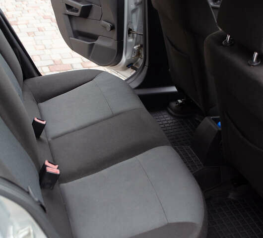 Опель Астра 2004 в Смеле на Automoto.ua Серый Опель Астра, объемом двигателя 1.6 л и пробегом 220 тыс. км за 4500 $, фото 17 на Automoto.ua