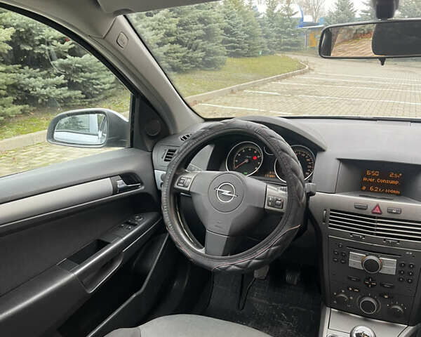 Сірий Опель Астра, об'ємом двигуна 1.36 л та пробігом 271 тис. км за 3870 $, фото 62 на Automoto.ua