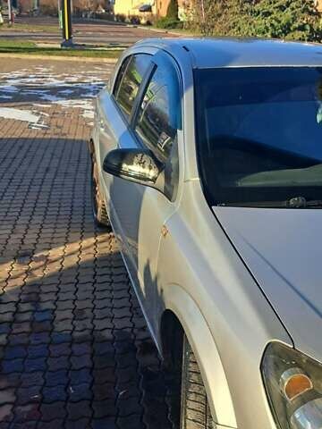 Серый Опель Астра, объемом двигателя 1.69 л и пробегом 282 тыс. км за 3500 $, фото 2 на Automoto.ua