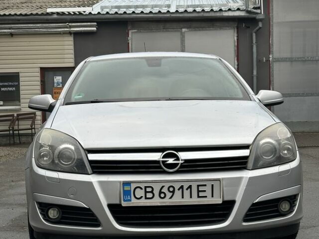 Серый Опель Астра, объемом двигателя 1.6 л и пробегом 280 тыс. км за 4100 $, фото 1 на Automoto.ua