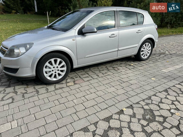 Опель Астра 2004 в Луцке на Automoto.ua Серый Опель Астра, объемом двигателя 1.8 л и пробегом 174 тыс. км за 5150 $, фото 10 на Automoto.ua