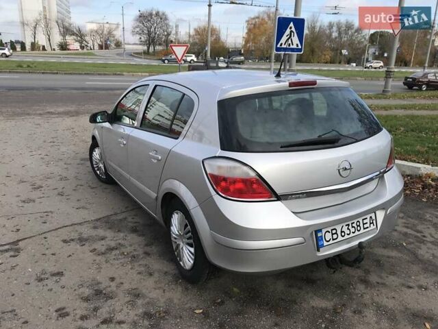 Опель Астра 2004 в Харькове на Automoto.ua Серый Опель Астра, объемом двигателя 1.6 л и пробегом 251 тыс. км за 5000 $, фото 4 на Automoto.ua