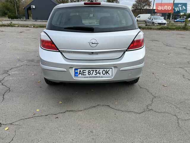 Опель Астра 2004 в Луцке на Automoto.ua Серый Опель Астра, объемом двигателя 1.8 л и пробегом 174 тыс. км за 5150 $, фото 23 на Automoto.ua