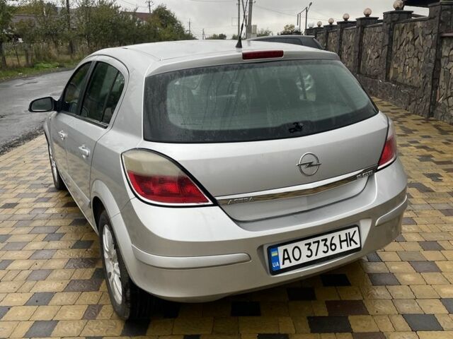 Сірий Опель Астра, об'ємом двигуна 1.9 л та пробігом 274 тис. км за 3800 $, фото 3 на Automoto.ua