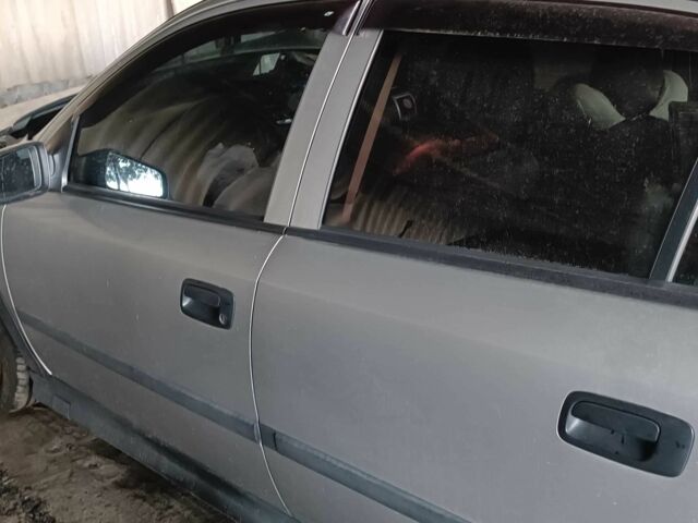 Серый Опель Астра, объемом двигателя 0 л и пробегом 400 тыс. км за 1063 $, фото 5 на Automoto.ua