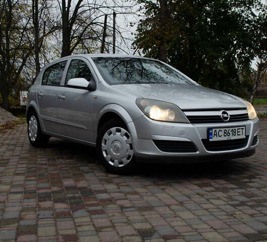 Опель Астра 2004 в Смеле на Automoto.ua Серый Опель Астра, объемом двигателя 1.6 л и пробегом 220 тыс. км за 4500 $, фото 8 на Automoto.ua