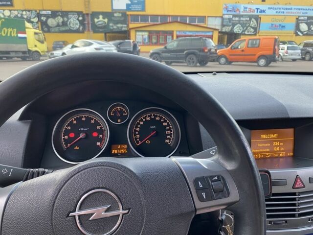Серый Опель Астра, объемом двигателя 1.6 л и пробегом 291 тыс. км за 3700 $, фото 6 на Automoto.ua