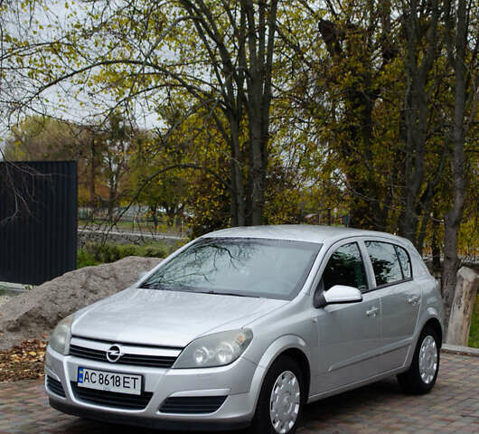 Опель Астра 2004 в Смеле на Automoto.ua Серый Опель Астра, объемом двигателя 1.6 л и пробегом 220 тыс. км за 4500 $, фото 5 на Automoto.ua