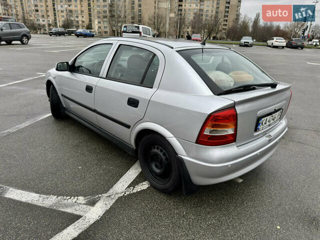 Серый Опель Астра, объемом двигателя 1.6 л и пробегом 179 тыс. км за 5200 $, фото 6 на Automoto.ua