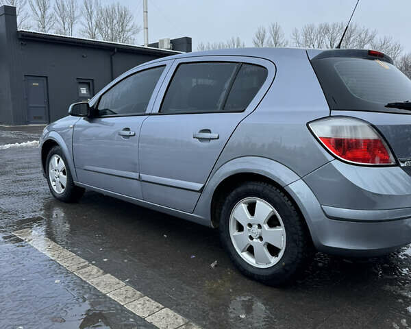 Сірий Опель Астра, об'ємом двигуна 1.6 л та пробігом 260 тис. км за 4099 $, фото 9 на Automoto.ua