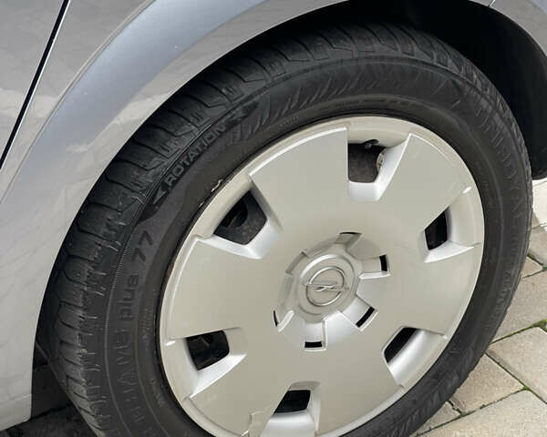 Сірий Опель Астра, об'ємом двигуна 1.36 л та пробігом 271 тис. км за 3870 $, фото 46 на Automoto.ua