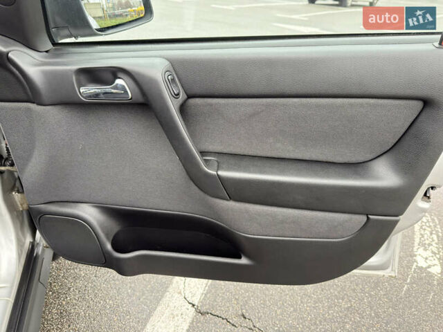 Серый Опель Астра, объемом двигателя 1.6 л и пробегом 179 тыс. км за 5200 $, фото 11 на Automoto.ua