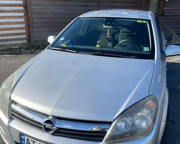 Серый Опель Астра, объемом двигателя 1.6 л и пробегом 279 тыс. км за 4550 $, фото 9 на Automoto.ua