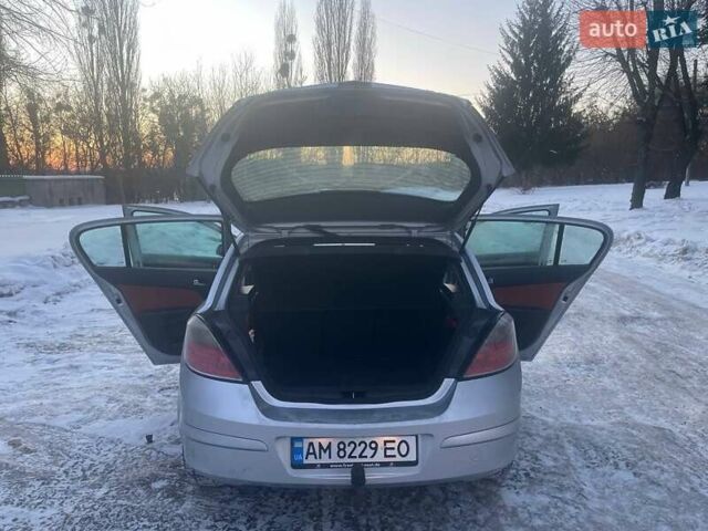 Сірий Опель Астра, об'ємом двигуна 1.6 л та пробігом 251 тис. км за 5200 $, фото 7 на Automoto.ua