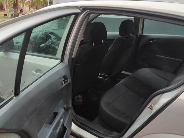 Сірий Опель Астра, об'ємом двигуна 1.6 л та пробігом 252 тис. км за 3500 $, фото 7 на Automoto.ua