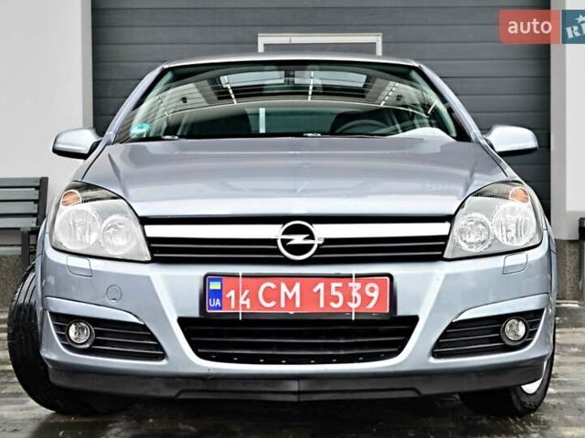 Серый Опель Астра, объемом двигателя 1.8 л и пробегом 230 тыс. км за 5790 $, фото 2 на Automoto.ua