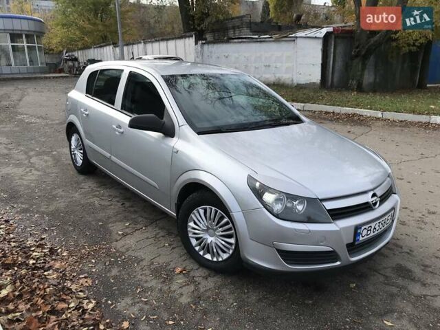 Опель Астра 2004 в Харькове на Automoto.ua Серый Опель Астра, объемом двигателя 1.6 л и пробегом 251 тыс. км за 5000 $, фото 1 на Automoto.ua