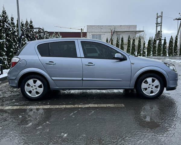 Сірий Опель Астра, об'ємом двигуна 1.6 л та пробігом 260 тис. км за 4099 $, фото 5 на Automoto.ua