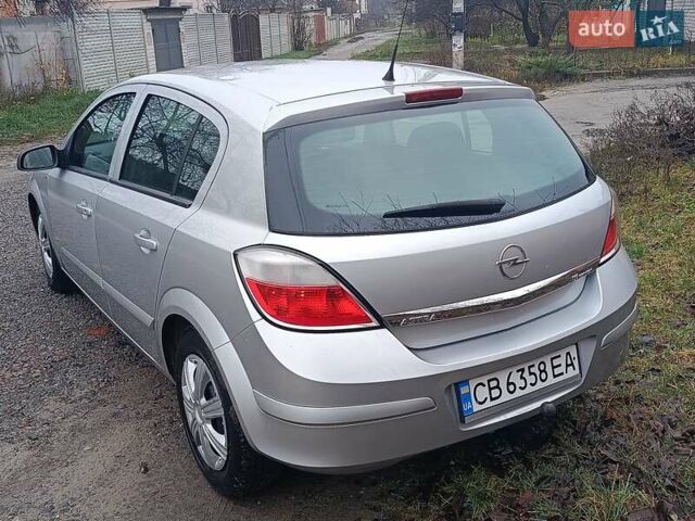 Серый Опель Астра, объемом двигателя 1.6 л и пробегом 251 тыс. км за 4000 $, фото 16 на Automoto.ua