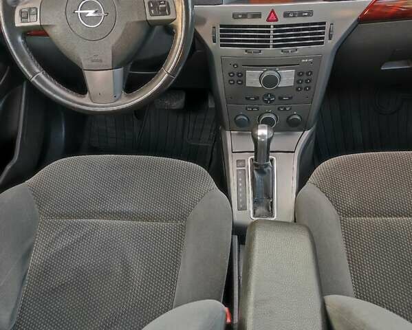 Сірий Опель Астра, об'ємом двигуна 1.8 л та пробігом 168 тис. км за 5000 $, фото 19 на Automoto.ua