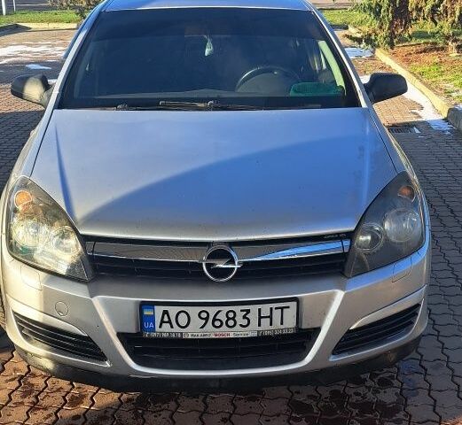 Серый Опель Астра, объемом двигателя 1.7 л и пробегом 282 тыс. км за 3500 $, фото 7 на Automoto.ua