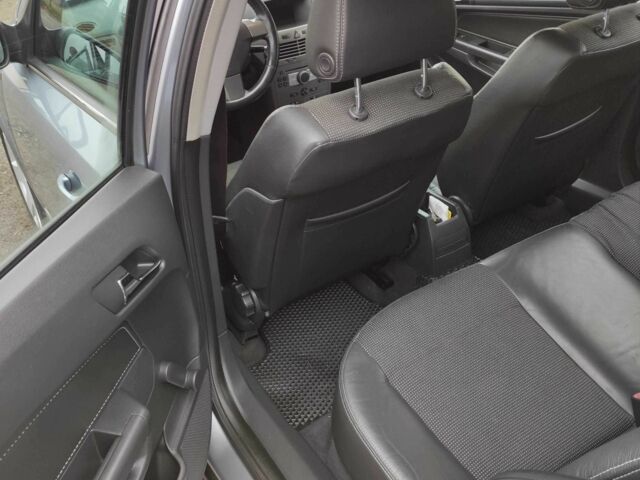 Серый Опель Астра, объемом двигателя 1.9 л и пробегом 353 тыс. км за 5850 $, фото 9 на Automoto.ua