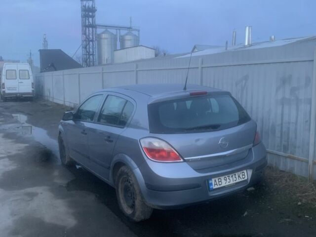 Серый Опель Астра, объемом двигателя 1.6 л и пробегом 400 тыс. км за 2700 $, фото 1 на Automoto.ua