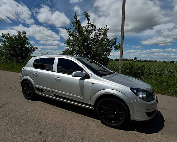 Опель Астра 2004 в Попольне на Automoto.ua Серый Опель Астра, объемом двигателя 1.6 л и пробегом 299 тыс. км за 4100 $, фото 5 на Automoto.ua