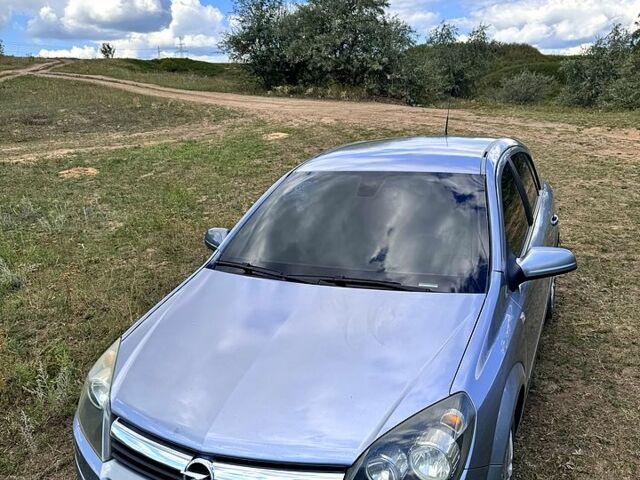 Серый Опель Астра, объемом двигателя 1.6 л и пробегом 0 тыс. км за 4500 $, фото 12 на Automoto.ua