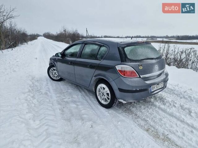 Серый Опель Астра, объемом двигателя 1.6 л и пробегом 250 тыс. км за 3600 $, фото 3 на Automoto.ua