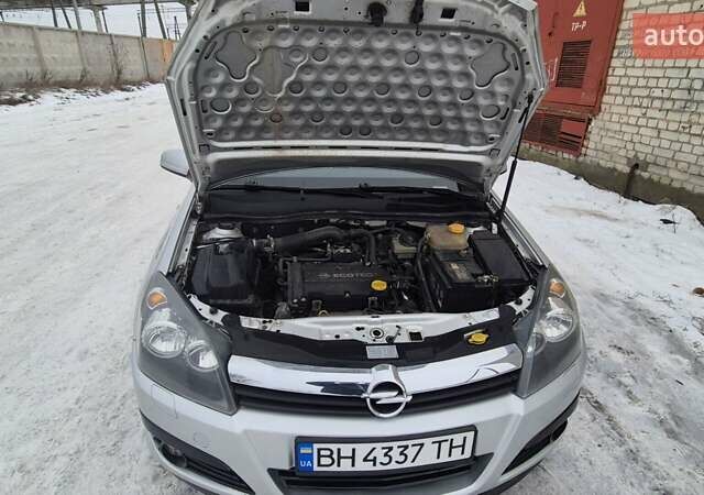 Сірий Опель Астра, об'ємом двигуна 1.36 л та пробігом 169 тис. км за 4500 $, фото 7 на Automoto.ua