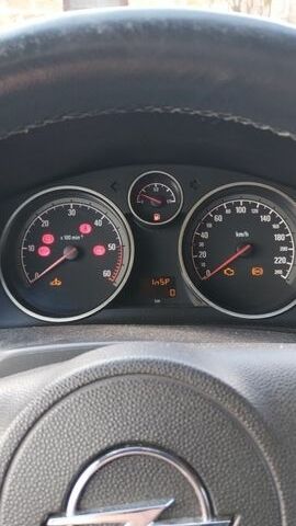 Серый Опель Астра, объемом двигателя 1.7 л и пробегом 340 тыс. км за 1600 $, фото 2 на Automoto.ua