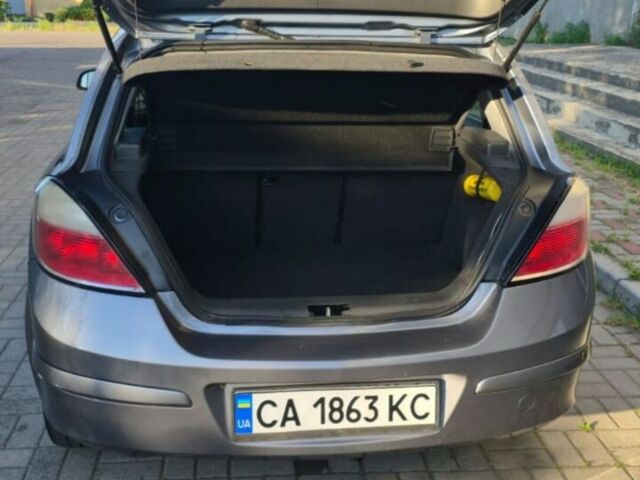 Сірий Опель Астра, об'ємом двигуна 1.8 л та пробігом 167 тис. км за 5700 $, фото 3 на Automoto.ua