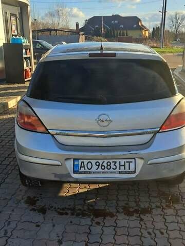 Серый Опель Астра, объемом двигателя 1.69 л и пробегом 282 тыс. км за 3500 $, фото 1 на Automoto.ua