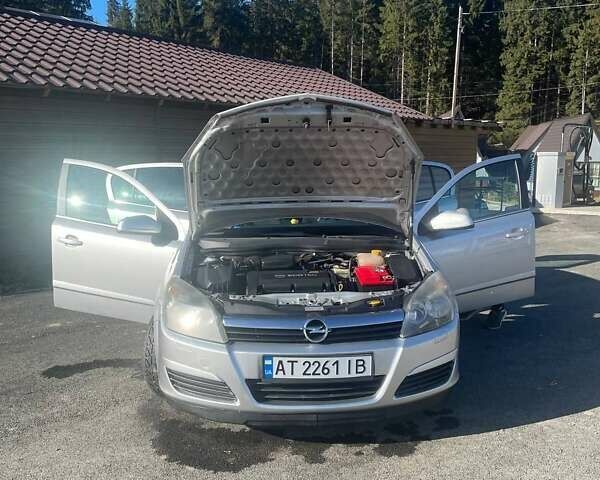 Серый Опель Астра, объемом двигателя 1.6 л и пробегом 279 тыс. км за 4550 $, фото 26 на Automoto.ua