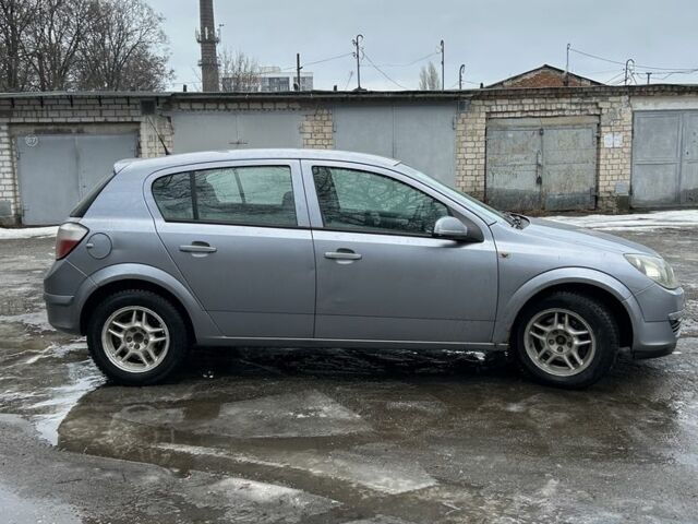 Серый Опель Астра, объемом двигателя 0 л и пробегом 372 тыс. км за 3350 $, фото 6 на Automoto.ua