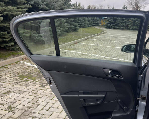 Сірий Опель Астра, об'ємом двигуна 1.36 л та пробігом 271 тис. км за 3870 $, фото 54 на Automoto.ua