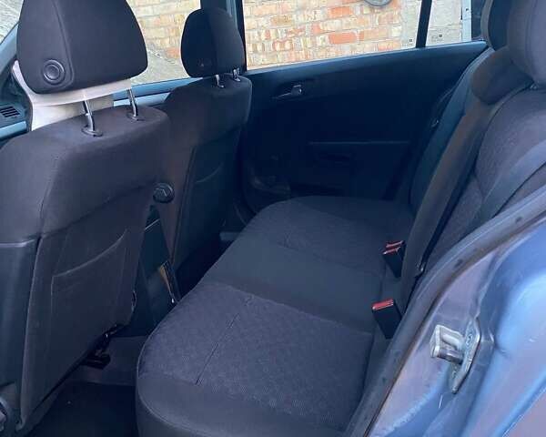 Сірий Опель Астра, об'ємом двигуна 1.6 л та пробігом 270 тис. км за 5200 $, фото 10 на Automoto.ua