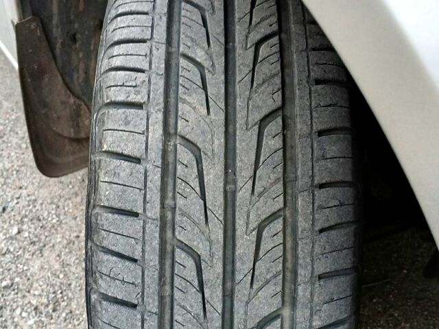 Серый Опель Астра, объемом двигателя 1.4 л и пробегом 172 тыс. км за 5500 $, фото 8 на Automoto.ua