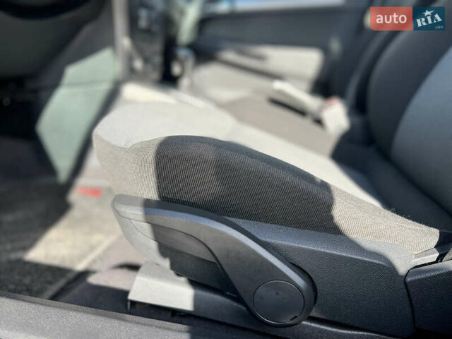 Опель Астра 2005 в Ивано-Франковске на Automoto.ua Серый Опель Астра, объемом двигателя 1.8 л и пробегом 155 тыс. км за 6350 $, фото 41 на Automoto.ua