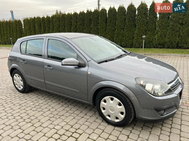 Серый Опель Астра, объемом двигателя 1.6 л и пробегом 259 тыс. км за 5100 $, фото 5 на Automoto.ua