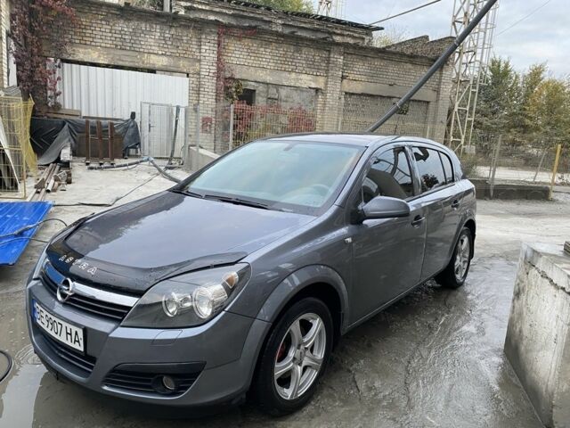 Сірий Опель Астра, об'ємом двигуна 1.6 л та пробігом 198 тис. км за 3650 $, фото 3 на Automoto.ua