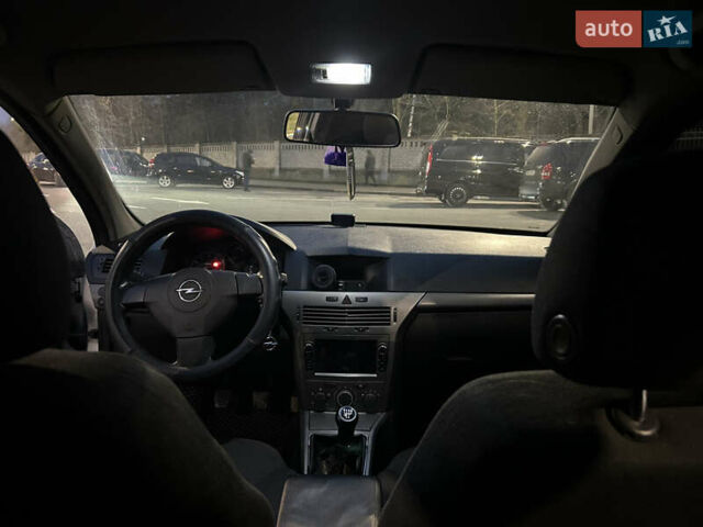 Сірий Опель Астра, об'ємом двигуна 1.4 л та пробігом 298 тис. км за 4800 $, фото 8 на Automoto.ua